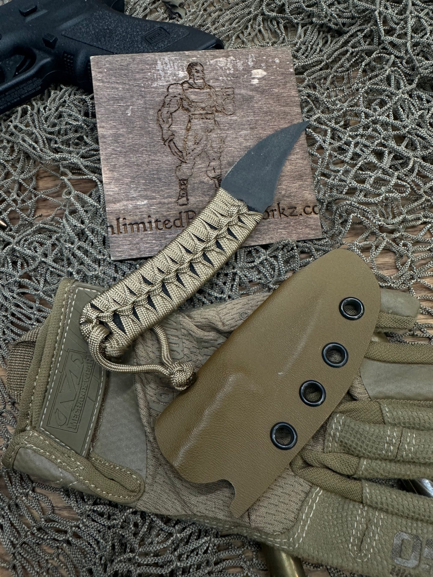 Field Initiative Rooster HT Wrapped Handle, Coated Black Blade