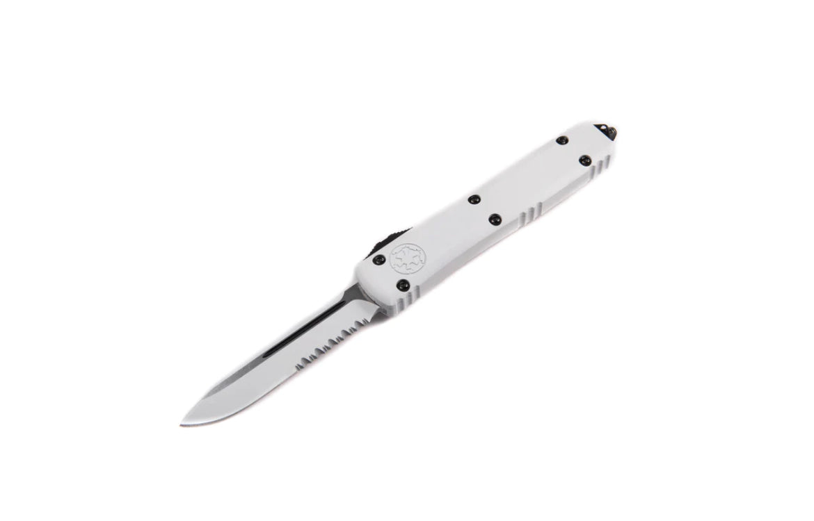SIGNATURE SERIES ULTRATECH S/E STORMTROOPER DEEP ENGRAVED WHITE PARTIAL SERRATED (121-2STD)