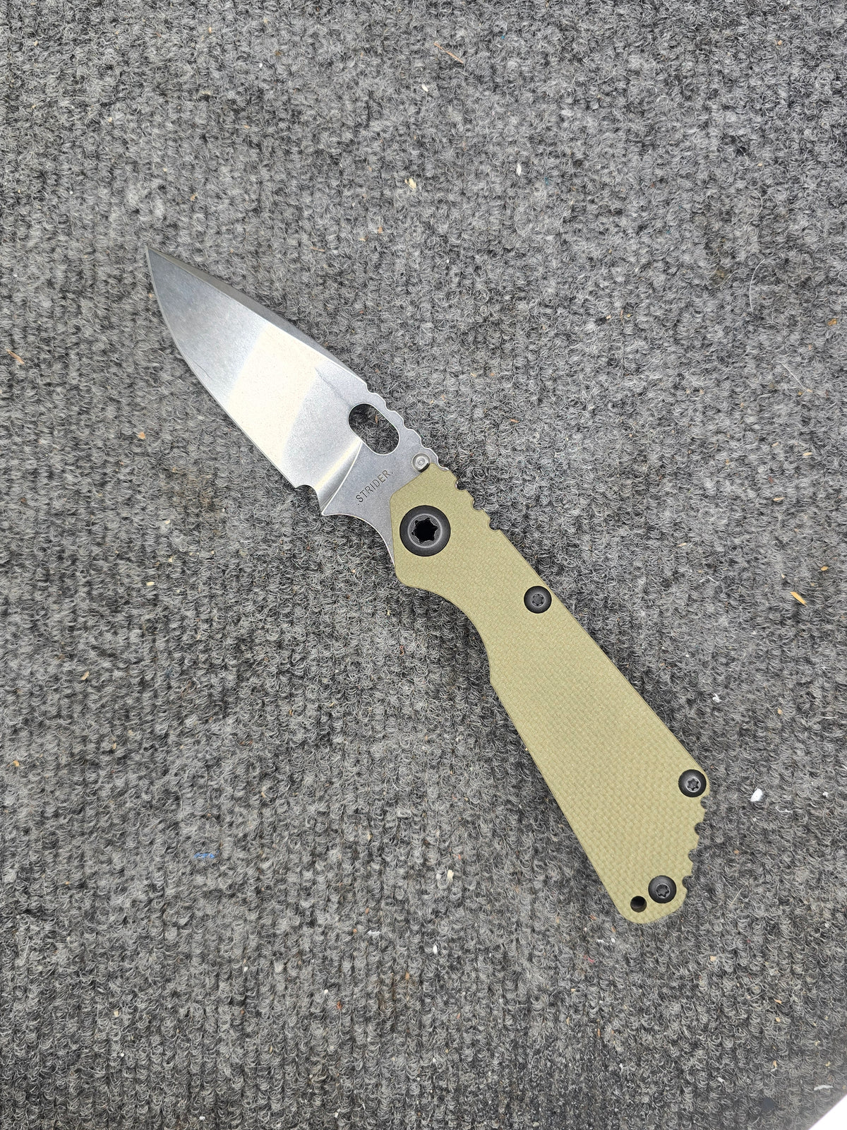 Mick Strider SnG MagnaCut Folding Knife – Textured OD Green G10 & Anodized Titanium