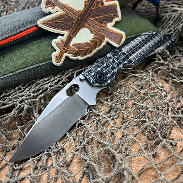 Dwayne Dwyer DCG model BBNM Recurve Bowie, V Ground