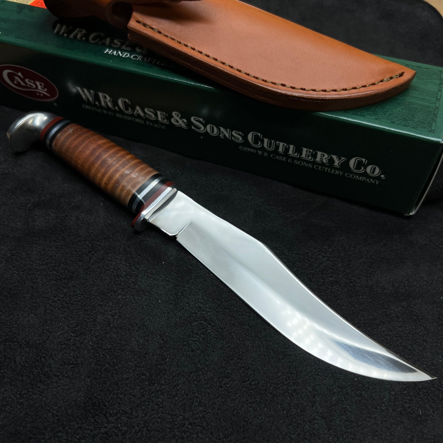 Case Hunter Fixed Blade 381-6 Leather Handle