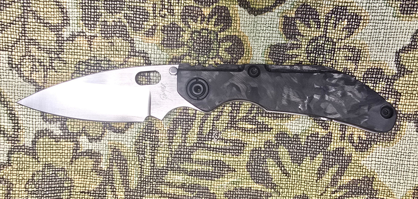 Dwayne Dwyer DCG   Carbon Fiber/ Ti scales, Magnacut BBNM