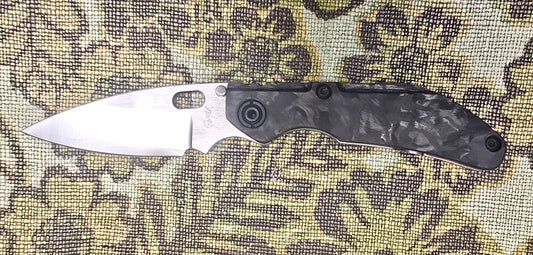Dwayne Dwyer DCG   Carbon Fiber/ Ti scales, Magnacut BBNM