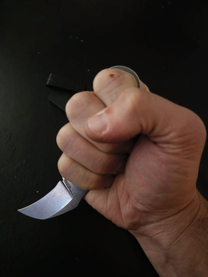 1.9" Flagship Karambit Cabbage Slicer