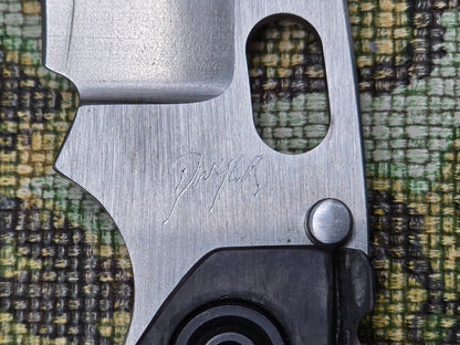 Dwayne Dwyer DCG   Carbon Fiber/ Ti scales, Magnacut BBNM