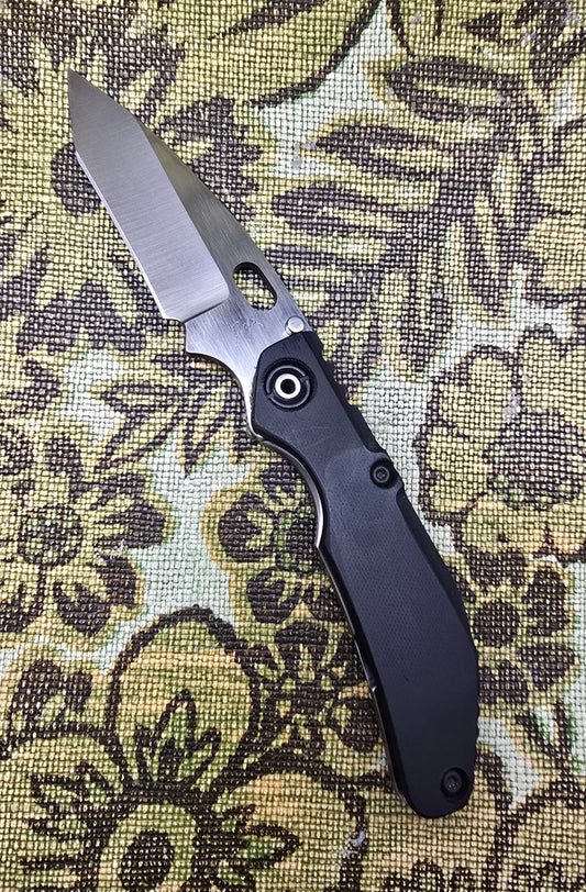 Dwayne Dwyer DCG   Black G10/ Ti scales, Tanto Magnacut BBNM