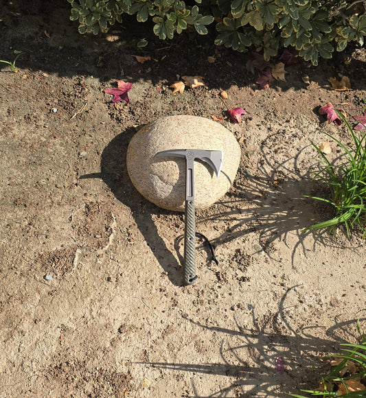 RMJ Tactical Kestrel Tomahawk Tungsten 80CRV2 Steel Green/Black G-10 Handle - Sheath