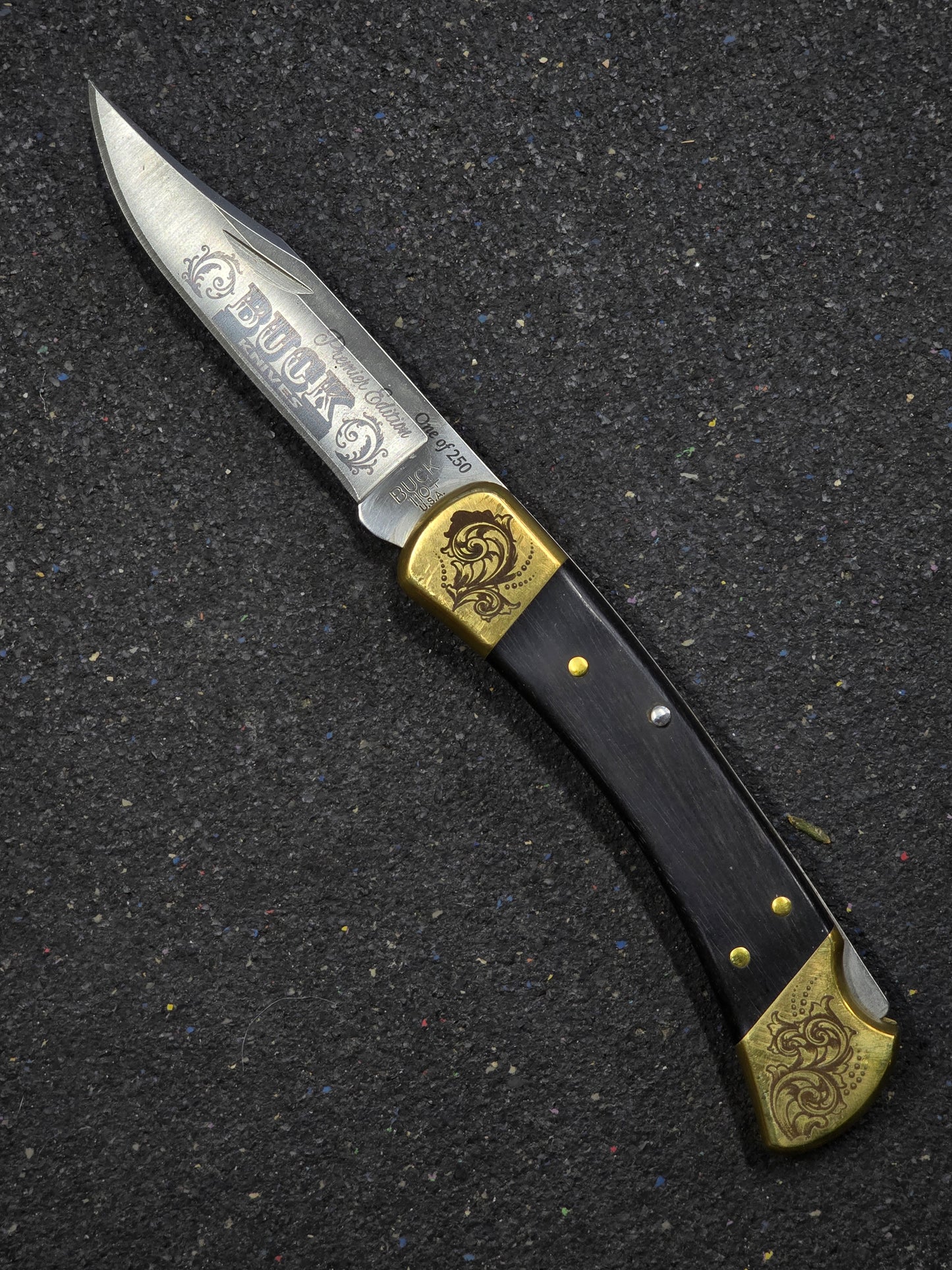 Buck 110 Premiere edition 1 of 250