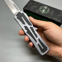 Heretic Knives Colossus OTF AUTO 3.5" CPM-MagnaCut Stonewashed Clip Point grey Aluminum Handles with Black Traction Inlays
